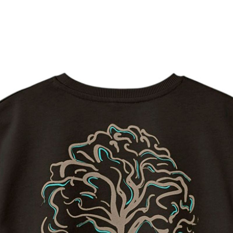 104799442-Camiseta-negra-con-estampado-para-niño