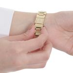 104789455-Reloj-tommy-analogo-th85-crystals-de-acero-en-dorado-con-esfera-plateada-para-dama