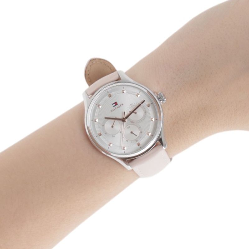 104789459-Reloj-Tommy-Hilfiger-analogo-de-cuero-nude-para-mujer