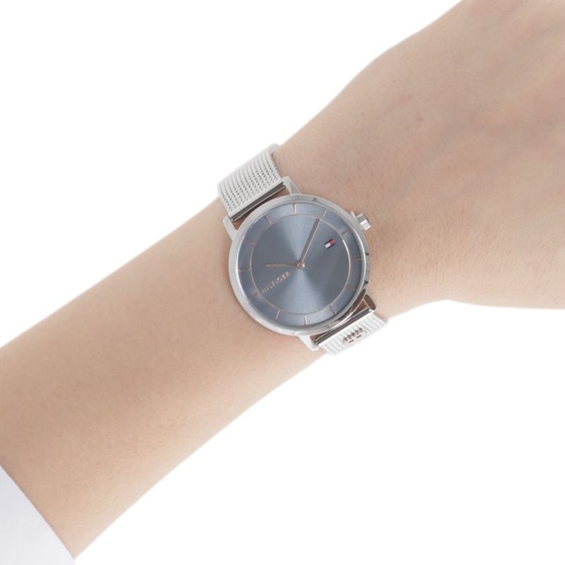 104789460-Reloj-Tommy-Hilfiger-analogo-de-acero-plateado-para-mujer