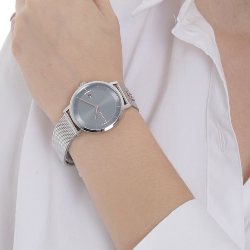 104789460-Reloj-Tommy-Hilfiger-analogo-de-acero-plateado-para-mujer
