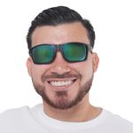 104797685