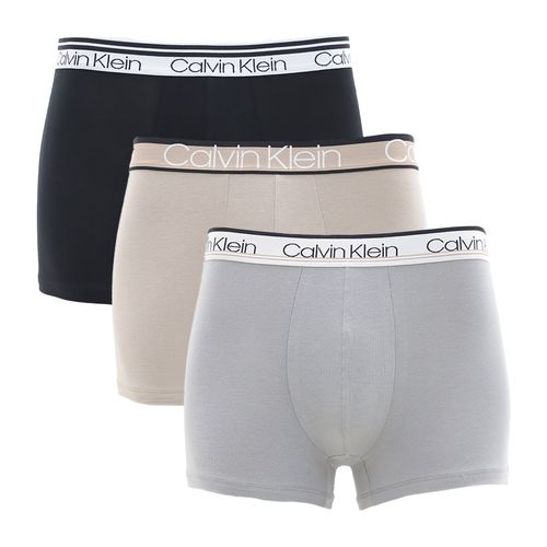 Pack de 3 boxers trunks Calvin Klein sólidos multicolor para hombre