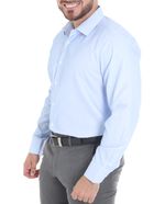 104802596-Camisa-formal-Oscar-de-la-Renta-tailored-fit-celeste-con-mini-cuadros-para-hombre
