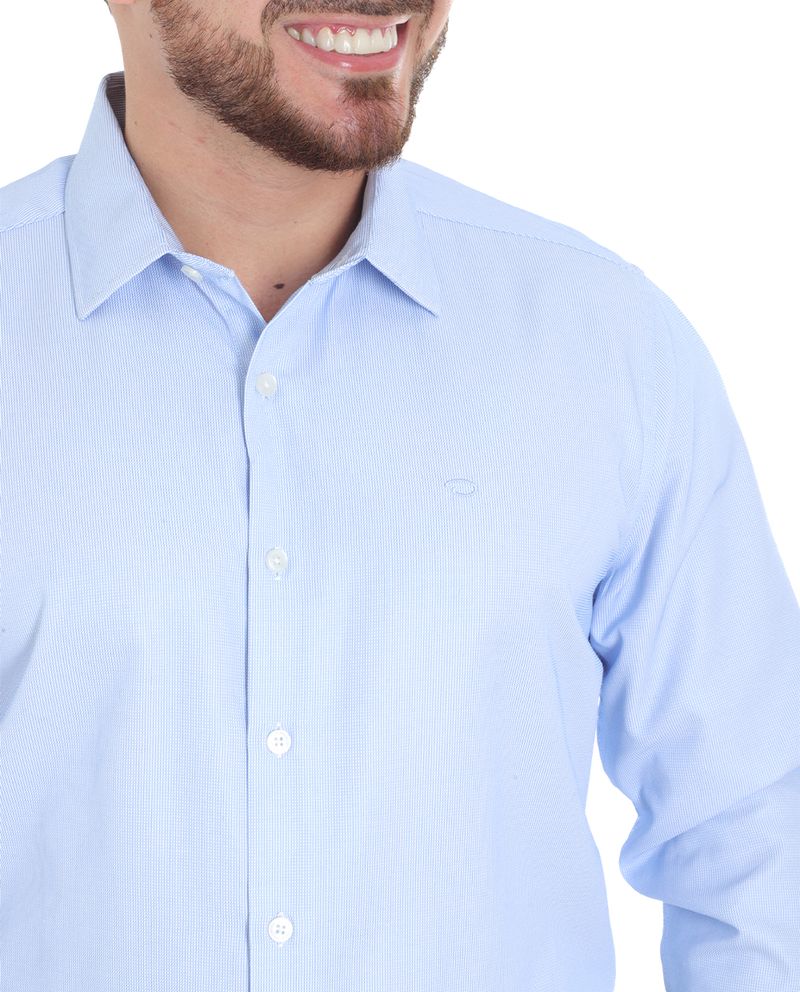 104802596-Camisa-formal-Oscar-de-la-Renta-tailored-fit-celeste-con-mini-cuadros-para-hombre