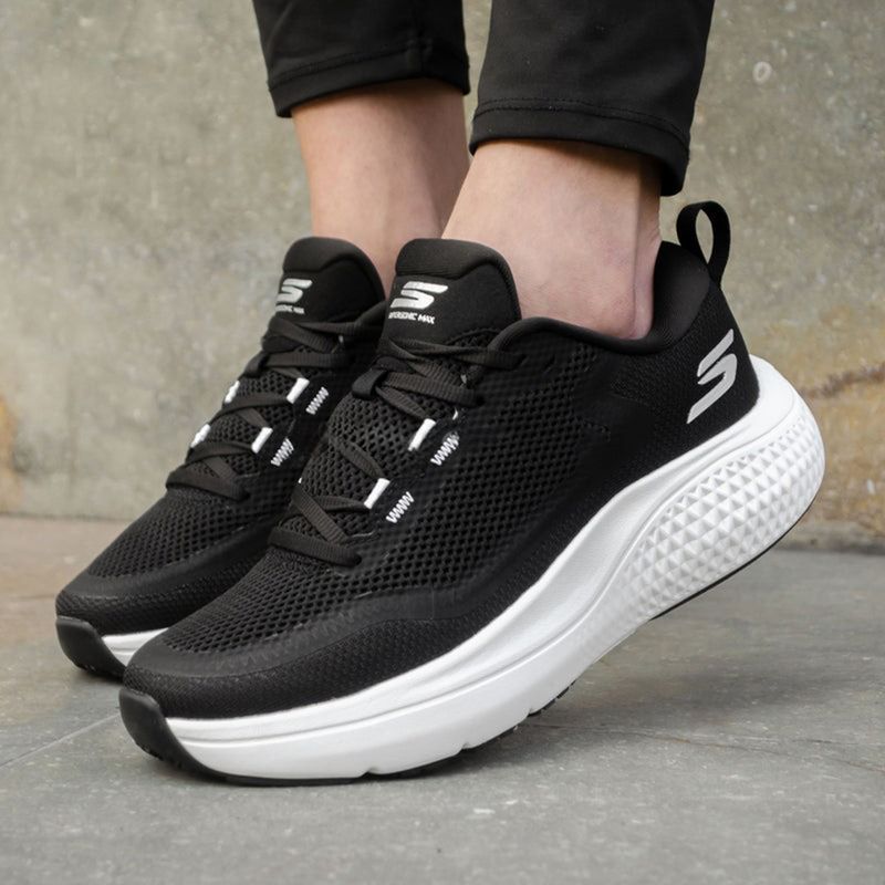 104803296-Zapato-deportivo-casual-Skechers-negro-para-mujer