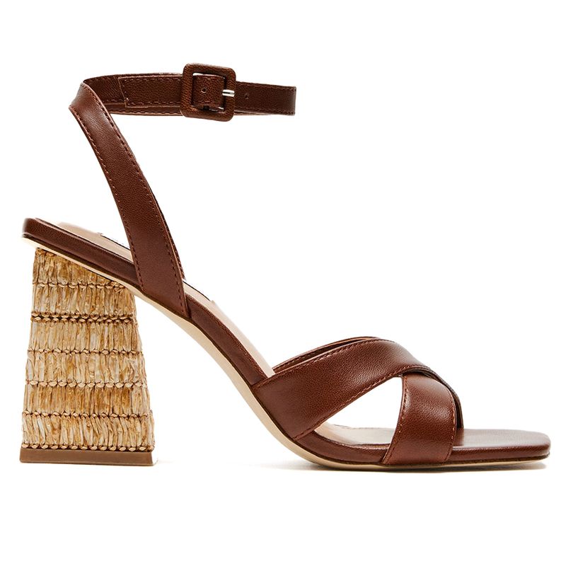 104806009-Sandalia-casual-Steve-Madden-cafe-para-mujer