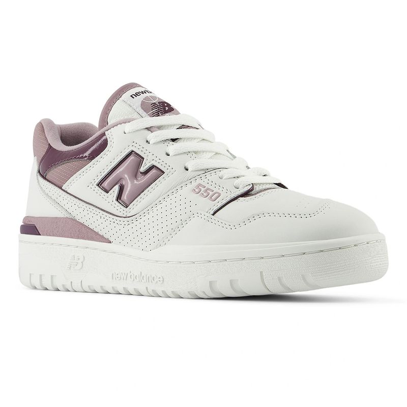 104806892-Zapato-casual-New-Balance-550-color-blanco-para-mujer