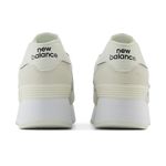104806944-Zapato-deportivo-casual-New-Balance-574-beige-para-mujer