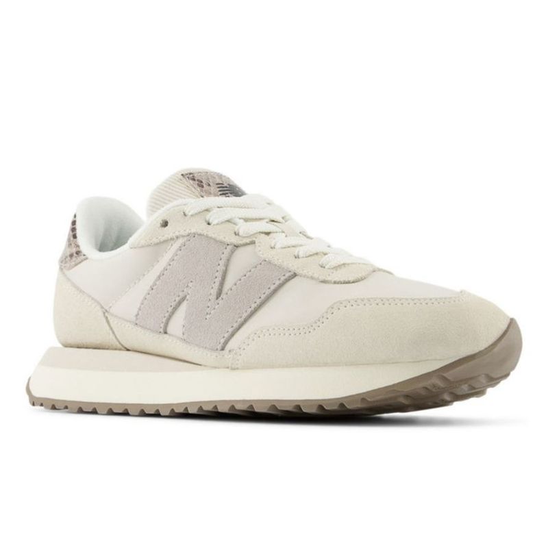 104808960-Zapato-deportivo-casual-New-Balance-237-beige-para-mujer