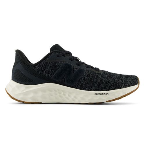 Zapato deportivo New Balance Arishi V4 negro para mujer