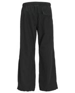 104801187-Jogger-parachute-Jack-and-Jones-wide-leg-solido-para-hombre