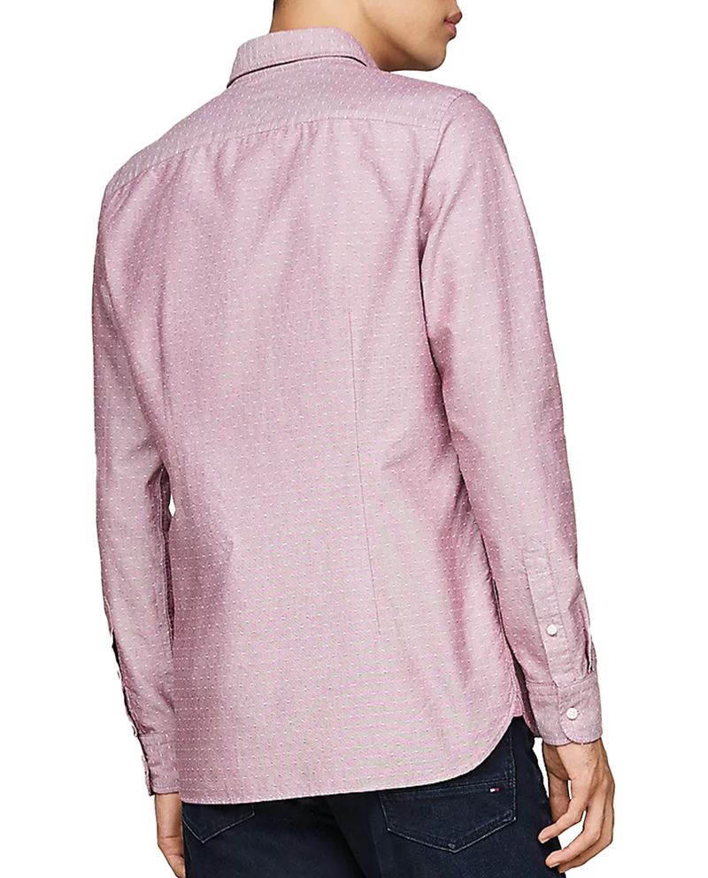 104804469-Camisa-oxford-Tommy-Hilfiger-slim-fit-rosada-con-mini-print-para-hombre