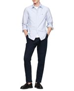 104804474-Camisa-oxford-Tommy-Hilfiger-regular-fit-celeste-texturizada-para-hombre