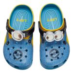 104825597-Crocs-clasico-Clog-Mi-Villano-Favorito-celeste-para-niño