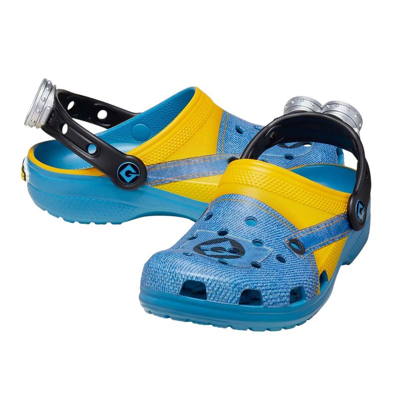 104825597-Crocs-clasico-Clog-Mi-Villano-Favorito-celeste-para-niño