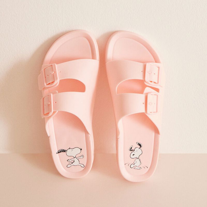 104818379-Sandalias-de-playa-Women-Secret-de-Snoopy-para-mujer