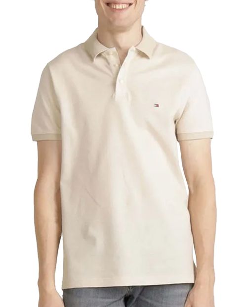 Camisa polo básica regular fit Tommy Hilfiger beige con textura para hombre