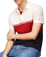 104804292-Camisa-polo-regular-fit-Tommy-Hilfiger-color-blocking-multicolor-para-hombre