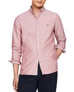 104804317-Camisa-oxford-slim-fit-Tommy-Hilfiger-roja-con-textura-para-hombre