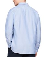 104804322-Camisa-oxford-regular-fit-Tommy-Hilfiger-celeste-solida-para-hombre