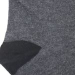 104759242-Par-de-calcetines-de-vestir-Unexpected-crew-grises-y-hombre-de-nieves-para-hombre