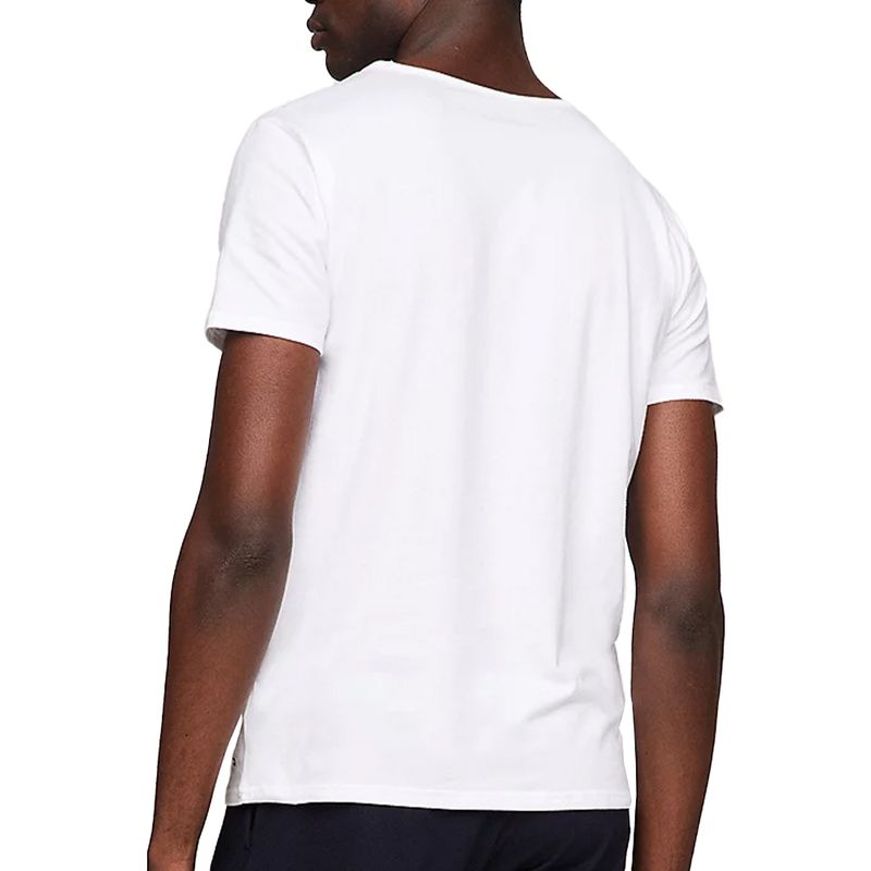 104819653-Pack-de-3-camisetas-interiores-Tommy-Hilfiger-blancas-solidas-para-hombre