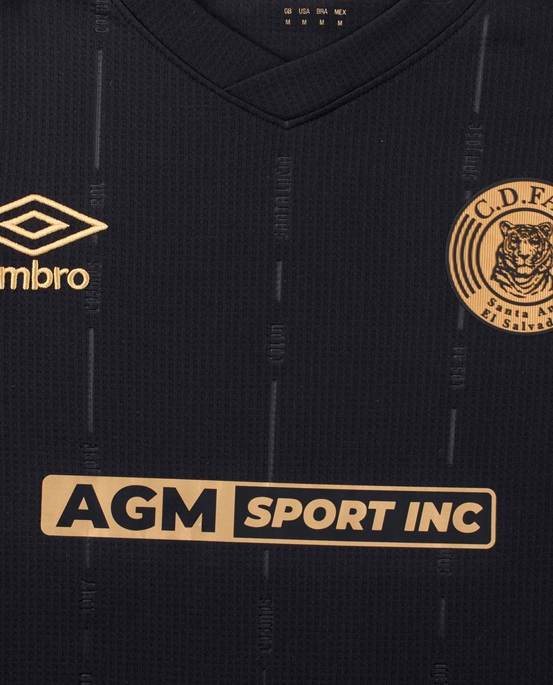 104744118-Camiseta-alternativa-Fas-negra-estampada