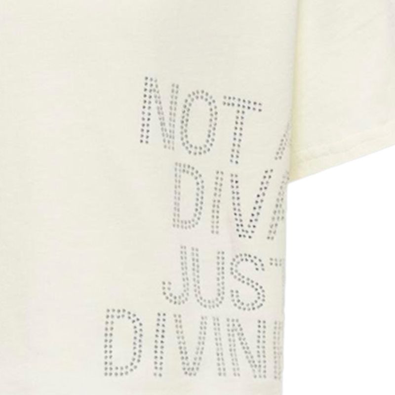 Blusa-blanca-con-estampado-para-niña-104829604