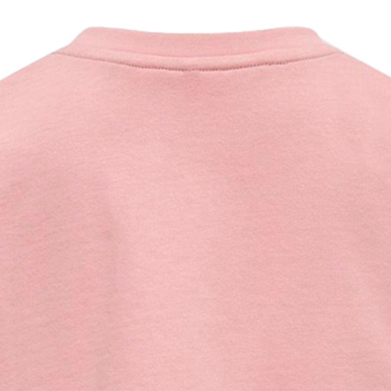 Blusa-rosada-con-estampado-para-niña-104829606