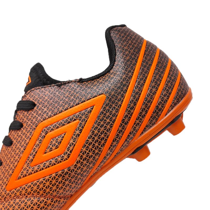 104799953-Zapatilla-deportiva-Umbro-Toccare-IV-HGR-color-anaranjado