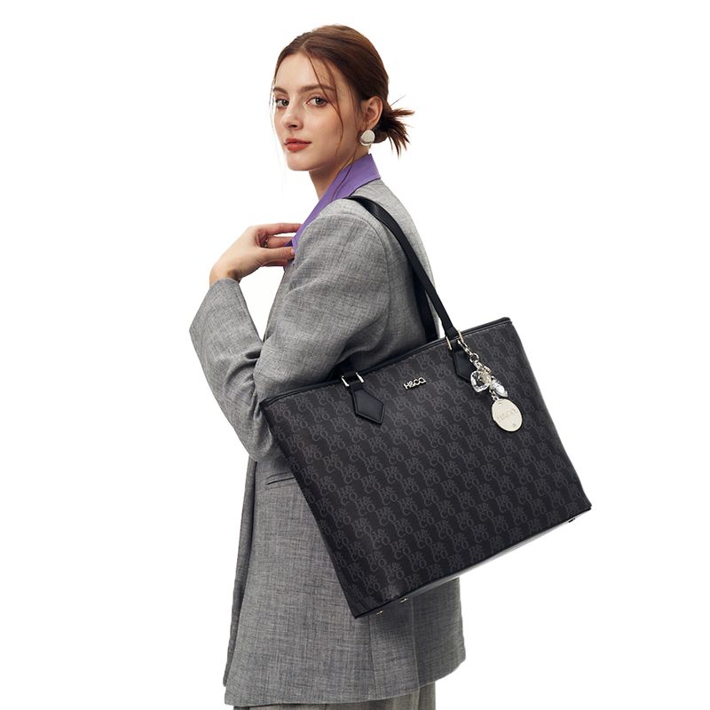 104815371-Cartera-tote-H-Co-Kirsi-color-negro-para-mujer