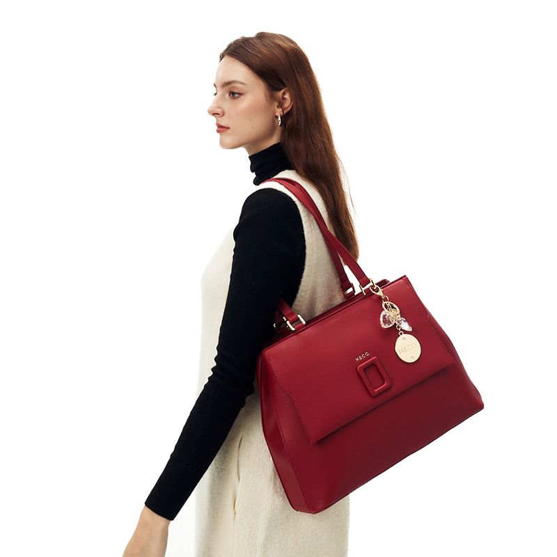 104815391-Cartera-satchel-H-Co-Milvi-color-rojo-para-mujer