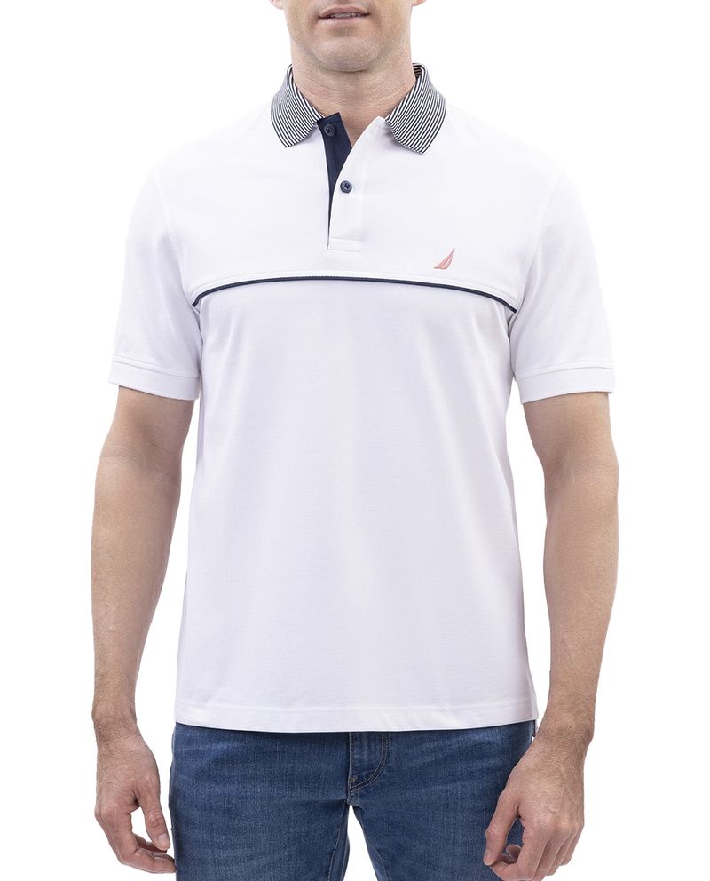 104818560-Camisa-polo-Nautica-regular-fit-blanca-solida-para-hombre
