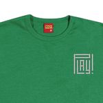 104819044-Camiseta-verde-con-estampado-para-niño