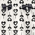 104824118-Vestido-blanco-con-estampado-para-niña
