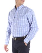 104806840-Camisa-casual-Izod-azul-cuadriculada-para-hombre