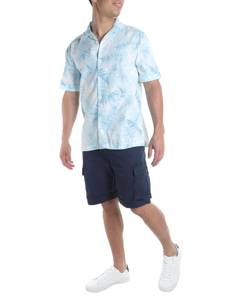 104808675-Camisa-Cubavera-celeste-con-estampado-tropical-para-hombre