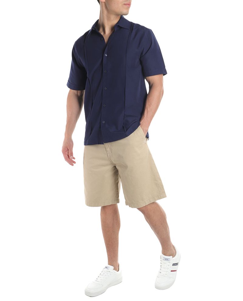 Camisa Cubavera classic fit celeste con rayas al frente para hombre