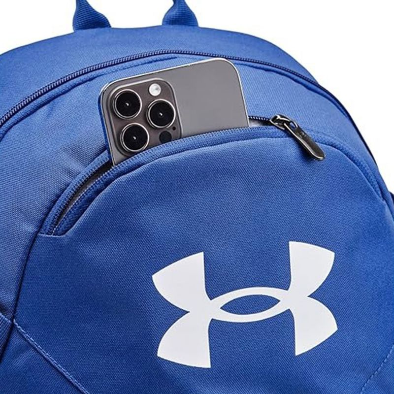 104773674-Mochila-deportiva-Under-Armour-azul