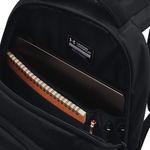 104802107-Mochila-deportiva-Under-Amour-hustle-6.0-negra-