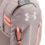 104802108-Mochila-deportiva-Under-Amour-hustle-6.0-gris