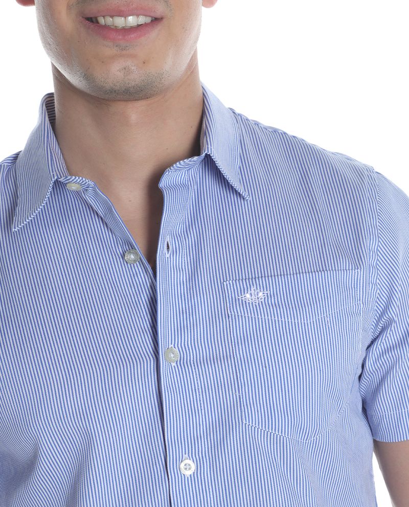 104783122-Camisa-casual-Dockers-azul-rayada-para-hombre