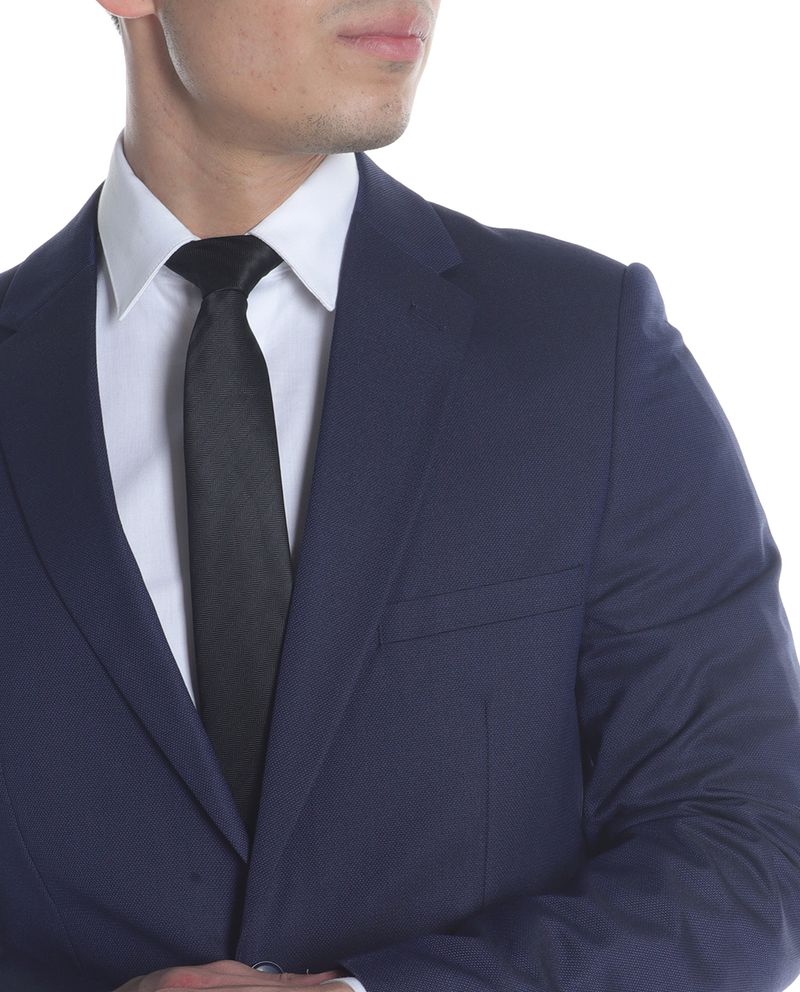 104802264-Traje-de-vestir-Oscar-de-la-Renta-tailored-fit-azul-navy-solido-para-hombre