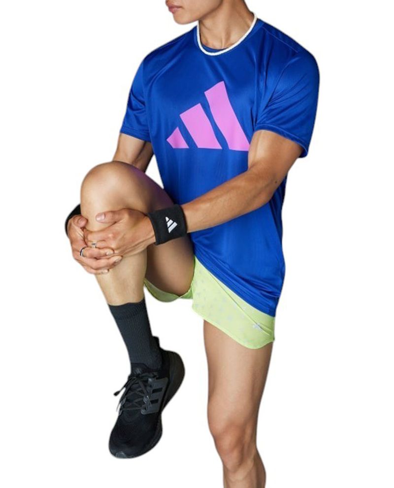104810576-Camiseta-deportiva-Adidas-azul-texturizada-con-estampado-para-hombre