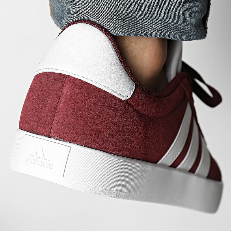 104833581-Zapato-casual-Adidas-VL-Court-color-vino--para-hombre