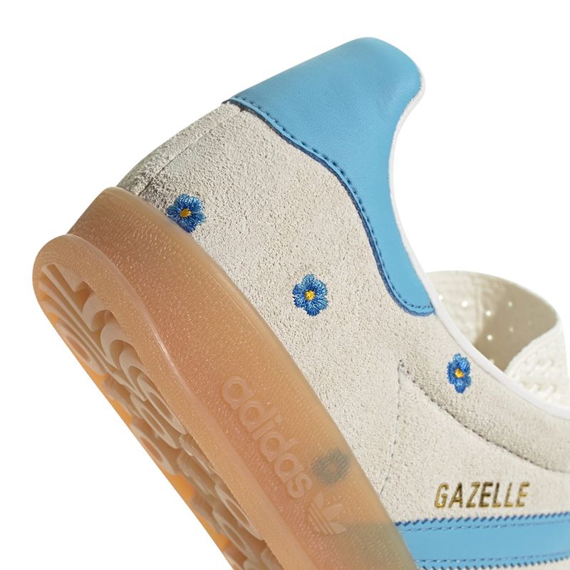104826403-Zapato-casual-Adidas-Originals-Gazelle-Indoor-blanco-celeste-para-mujer