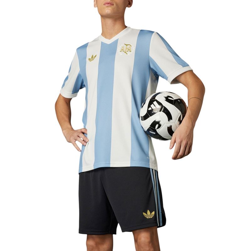 Camiseta deportiva Argentina Adidas rayada bicolor para hombre