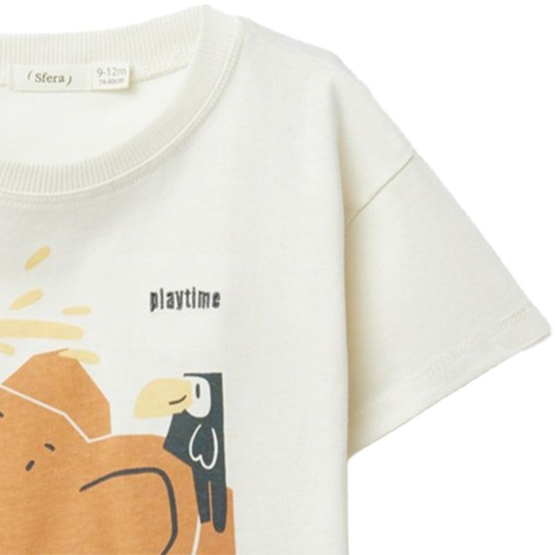 104829916-Camiseta-blanca-con-estampado-para-bebe-niño