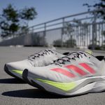 104835025-Zapato-deportivo-Adidas-Adizero-Boston-12-color-gris-para-mujer